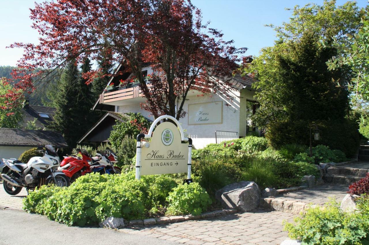 Haus Bader Hotel Вилинген Екстериор снимка